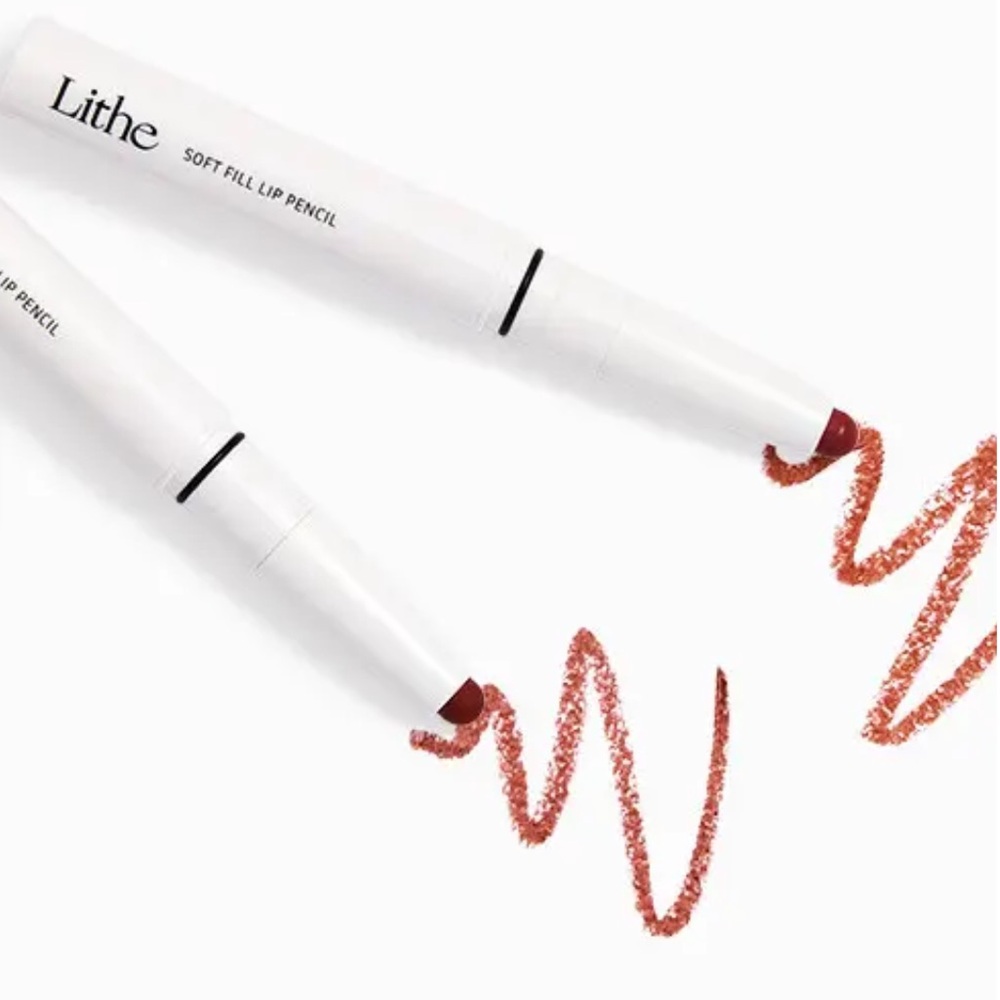 LITHE BEAUTY | Soft Fill Lip Pencils in Dusk & Scarlet